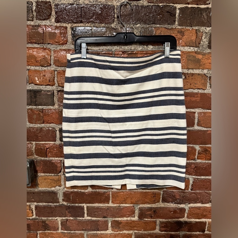 J. Crew Navy and White Striped Pencil Skirt Size 8 Petite EUC